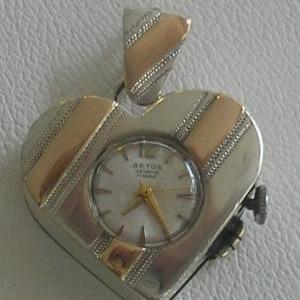 Colgante Reloj (corazon ) Manual De Plata 950 Y..