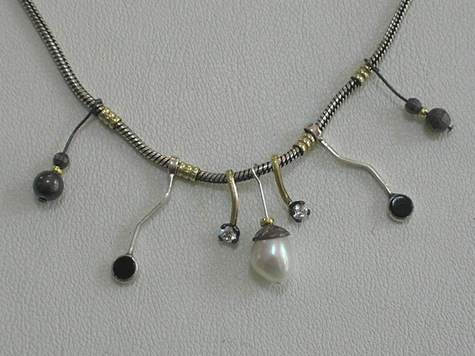 Gargantilla De Plata Y Oro Con Circonias ,perla Barroca, Onixsintetico Y Patina